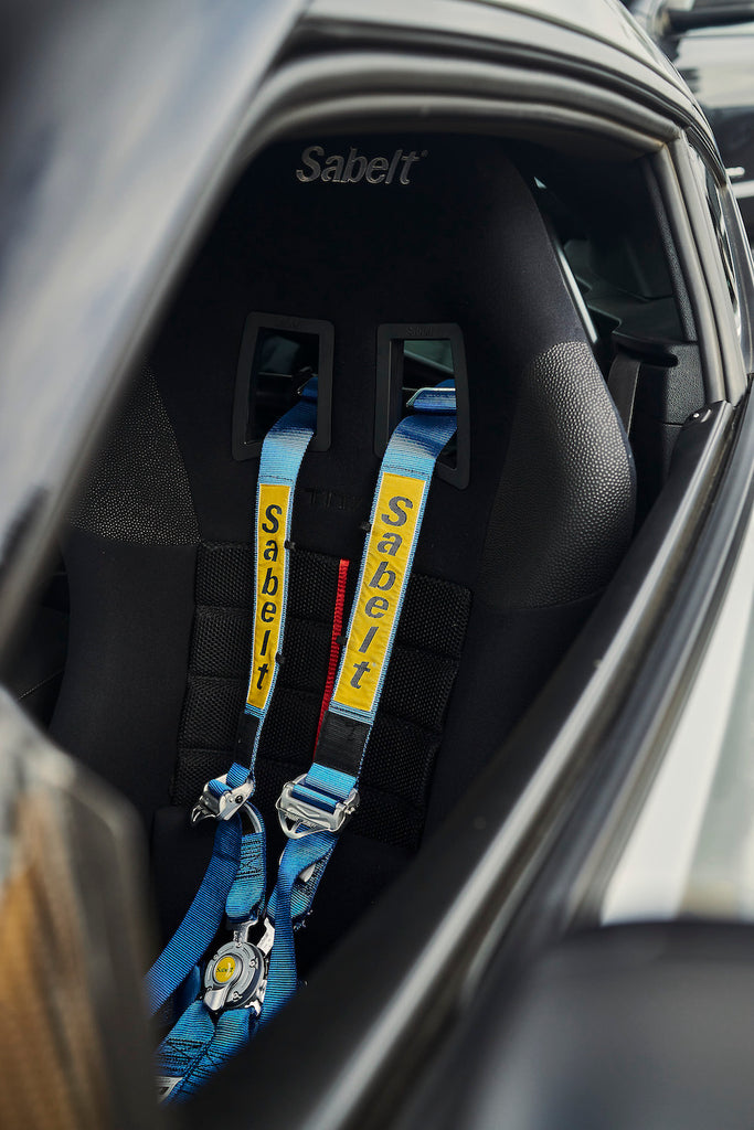 GRID PARTNERS SEAT AND HARNESS GUIDE